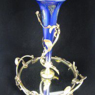 Centrepiece 0n Mirror base with Mistletoe metal stand